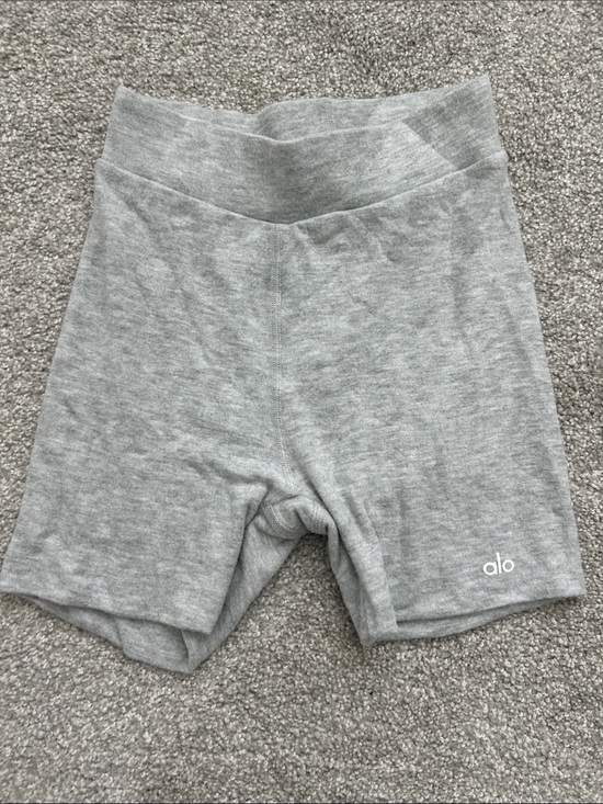 ALO Yoga Pants - ALO Yoga Gray Women’s Bike Shorts